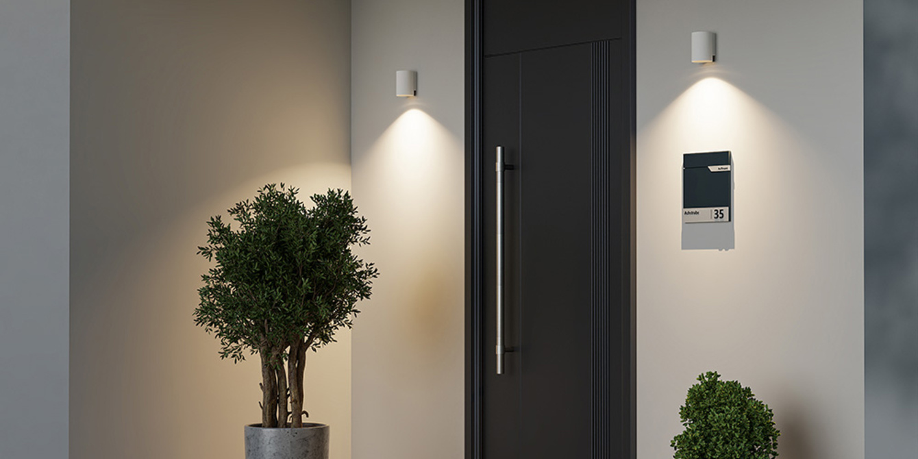 Außenleuchten bei ELBA Elektroinstallation und Bauelemente GmbH in Großräschen